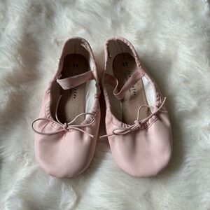 Girls Ballet Leather Sole Dance Shoes Freestyle by Danskin size 11